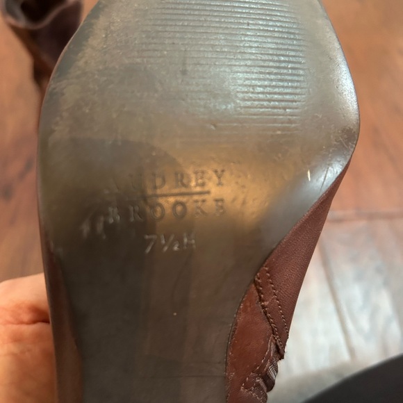 Brown Leather Boots - Picture 8 of 8